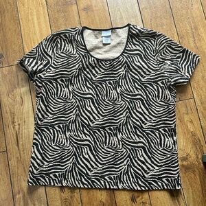 Jaclyn Smith Black and Cream Zebra-Print Short Sleeve Tee